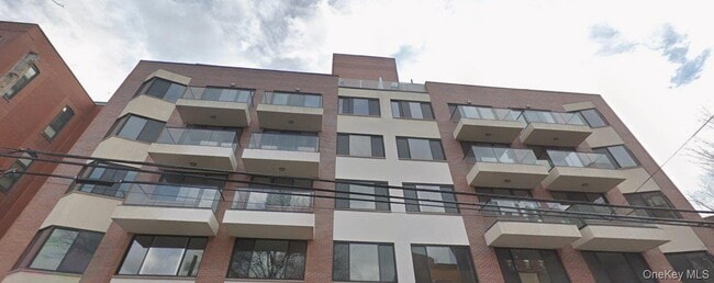 Building Photo - 136-46 41st Ave Unit 3A