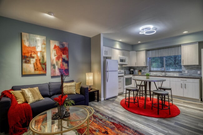 Photo - 1036 Hills Cir Unit Willow