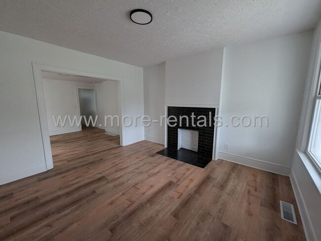 Photo - 1237-1239 Atcheson St Unit 1239 Atcheson St