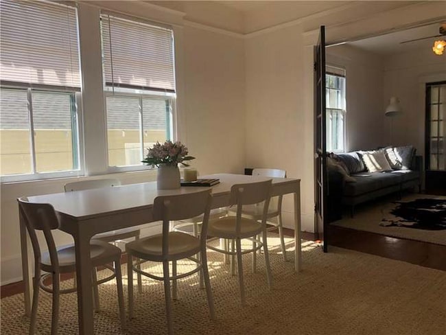 Photo - 2525-2527 Palmer Ave Unidad 2525