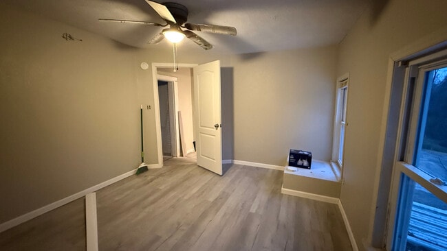 Photo - 235 E Main St