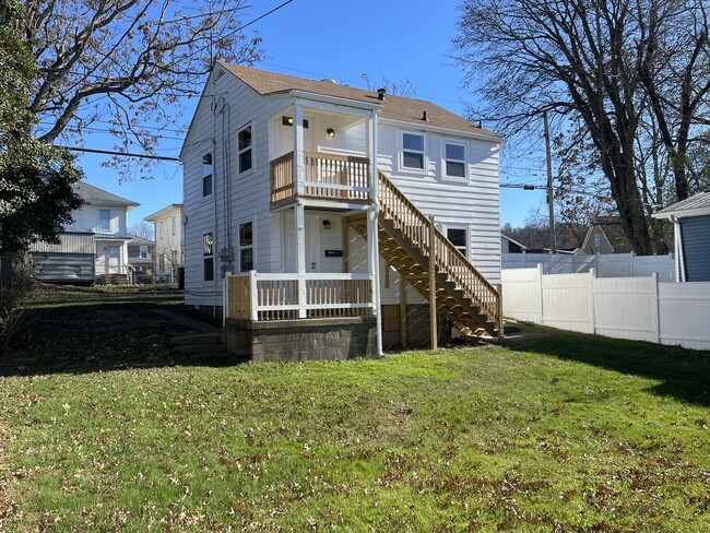 Photo - 2216 Mt Vernon Ave Unit Apartment A - Upstairs