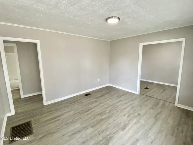 Photo - 4121 California Ave