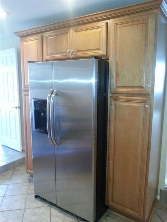 Photo - 4043 Thomas St