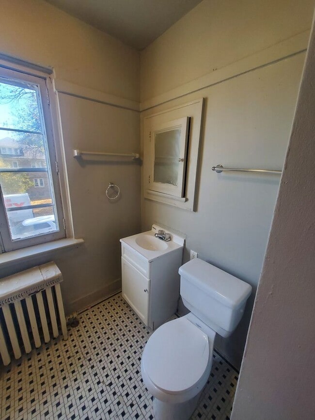 Photo - 4409 W Burleigh St Unidad 3