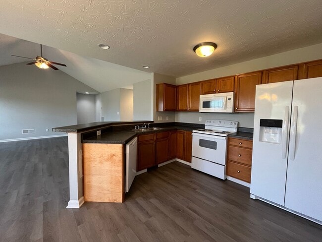 306 Deluth Dr
