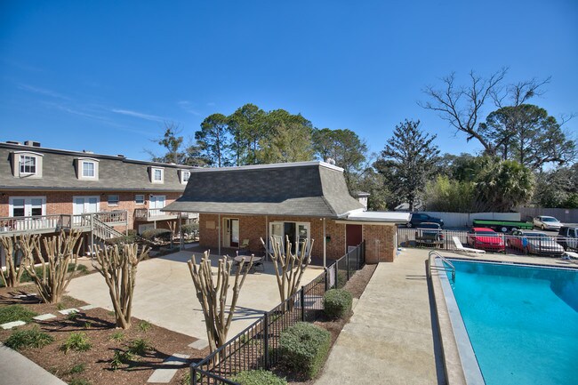 Photo - Midtown Place Apartments