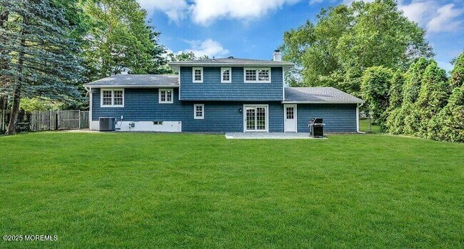 Photo - 299 White Rd