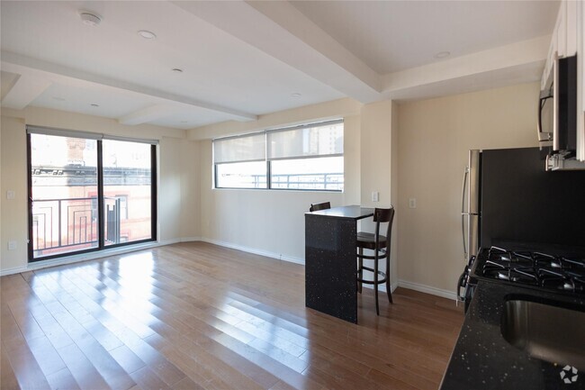 Building Photo - 402 W 50th St Unit 6F Rental