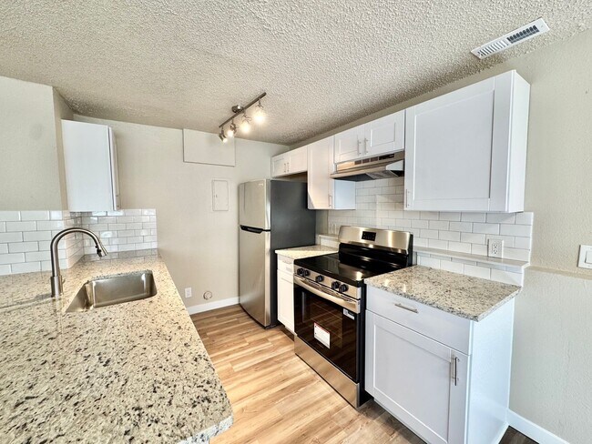 Photo - 351 Gahart Dr Unit D