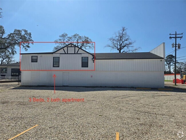 Building Photo - 1520 Veterans of Foreign Wars Wy Rental