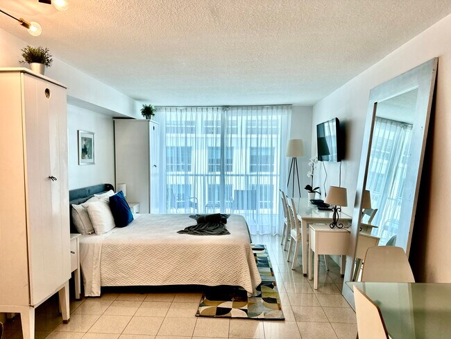 1200 Brickell Bay Dr