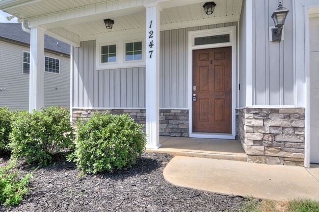 Photo - Beautiful 4 Bedroom 2.5 Bath in Grovetown!