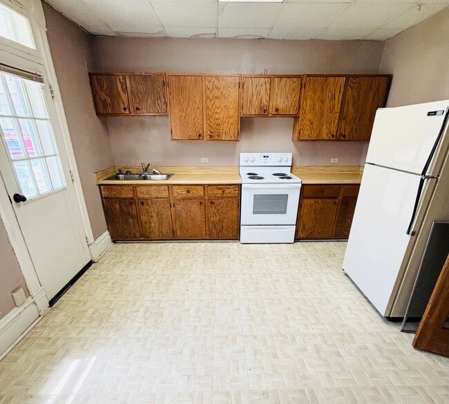 Photo - 709 11th Ave