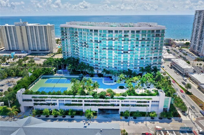 Building Photo - 1 N Ocean Blvd Unit 1411 Rental