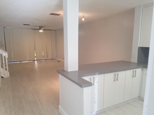 Photo - 3609 Coral Tree Cir