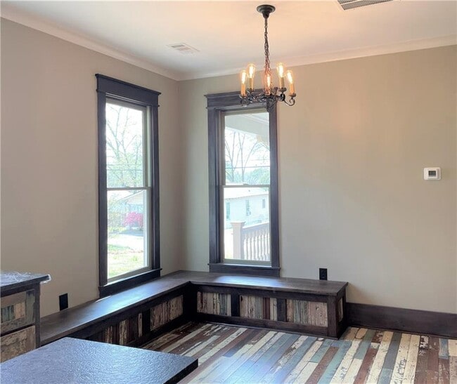 Photo - 185 W Moreno St