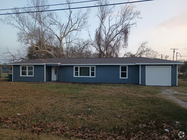 Building Photo - 2021 Nashby St Rental