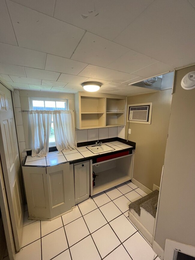 Photo - Studio Garage Apt