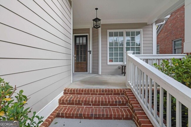 Photo - 3245 Lynwood Dr NE
