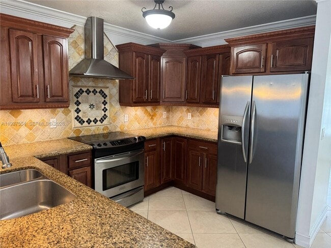 Photo - 6580 Lake Blue Dr