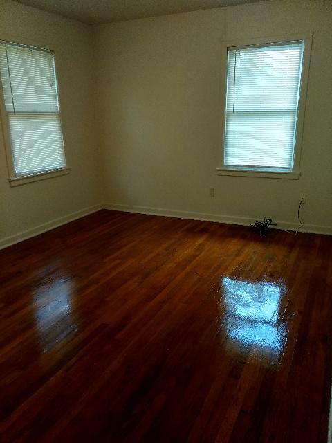 Photo - 675 E Caston St