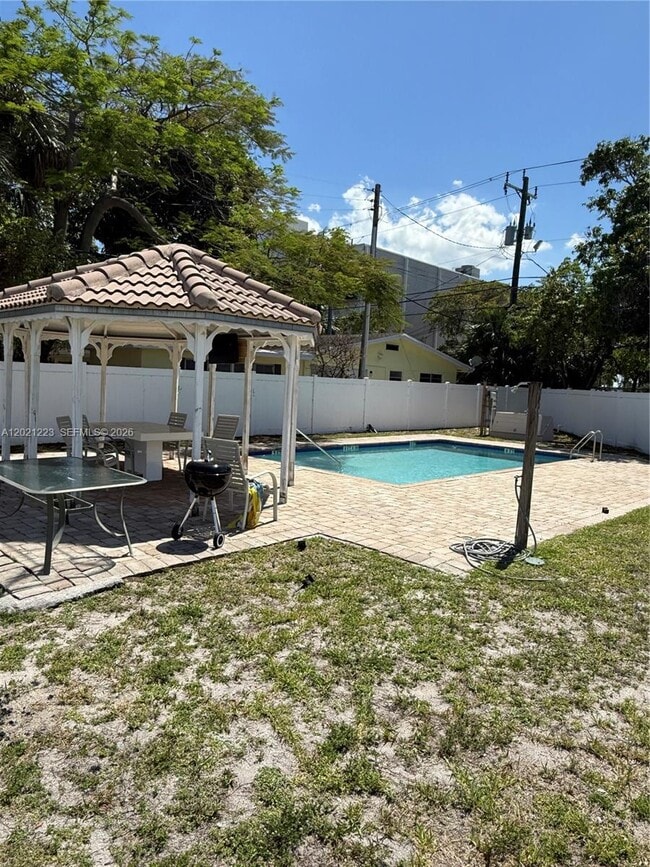 Photo - 1247 NE 23rd Ave