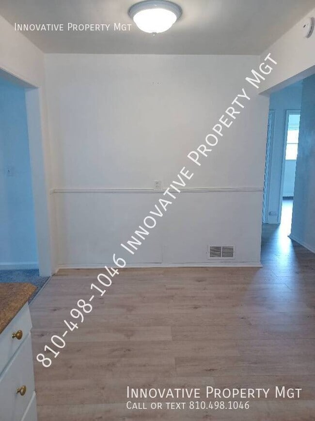 Photo - 1906 Shamrock Ln