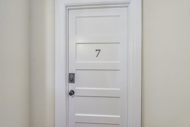 Photo - 1840 Monument Ave Unidad Apt 7
