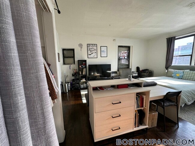 Photo - 153 Brighton Ave Unidad 18