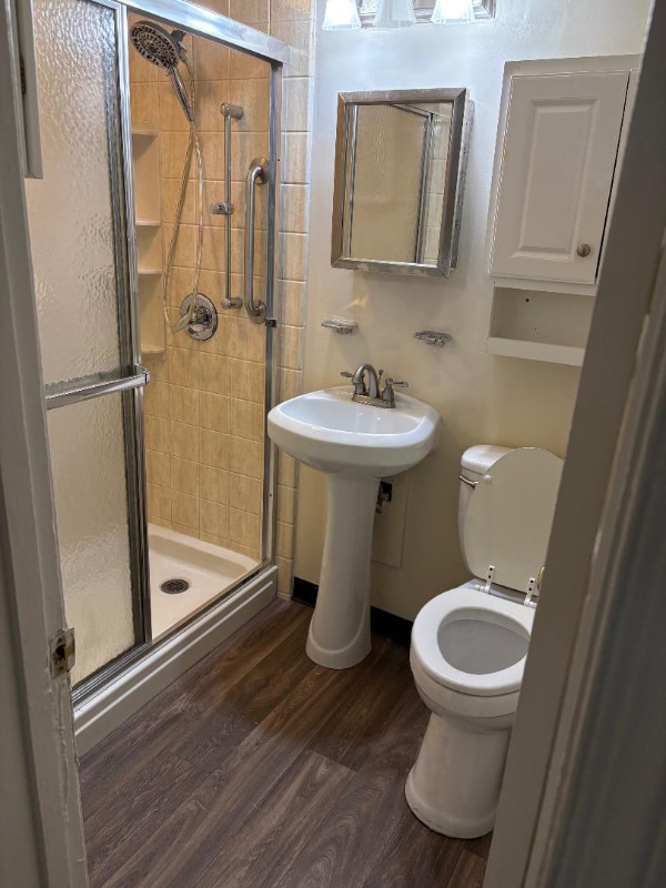 Photo - 5437 C St SE