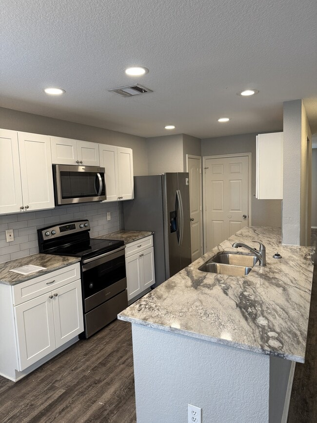 Photo - 1936 Encino Dr