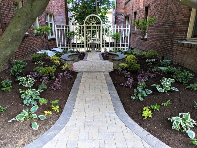 Photo - Olympic Arms/ Grayson Apartments