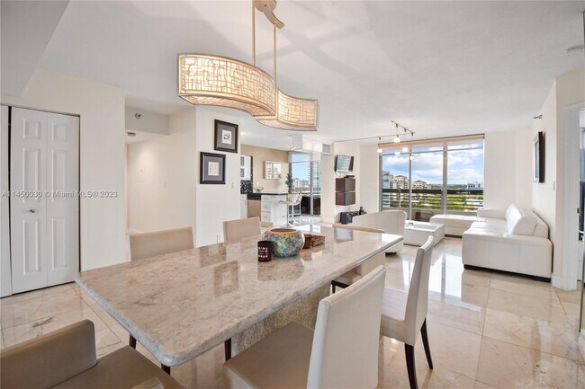 Photo - 3530 Mystic Pointe Dr Unidad 1602