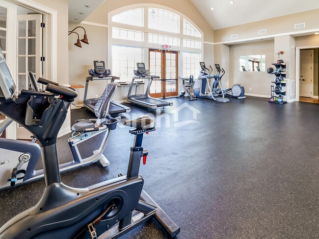 Photo - 221 Dogwood Cir