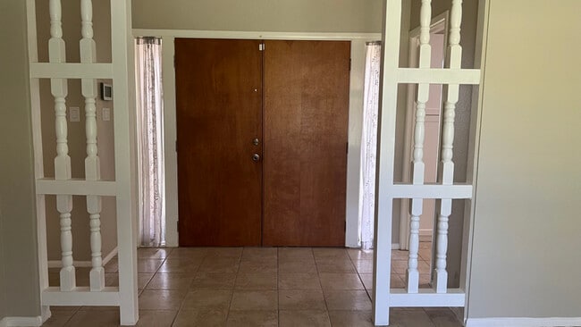 Photo - 7911 Riata Ave