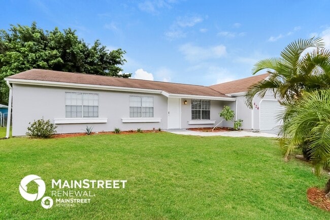 Photo - 426 SW Eastport Cir