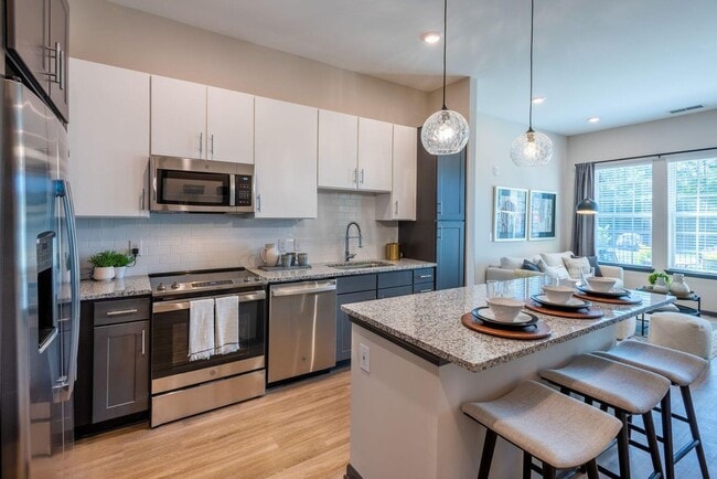 Photo - 3301 E Pecan St Unidad A1