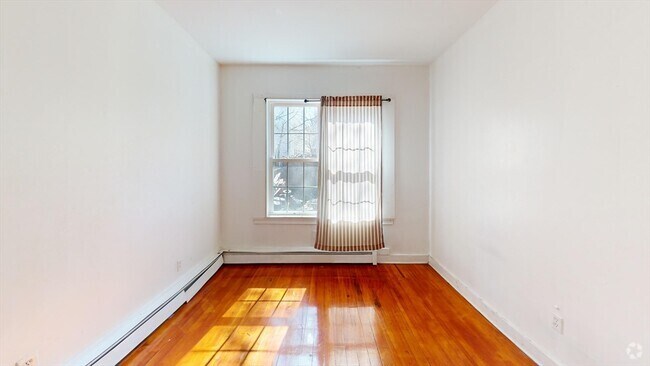 Building Photo - 73 Highland St Unit #1 Rental