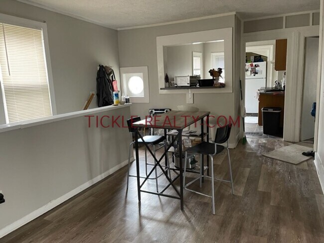 Photo - 77 Alexander St Unidad UP