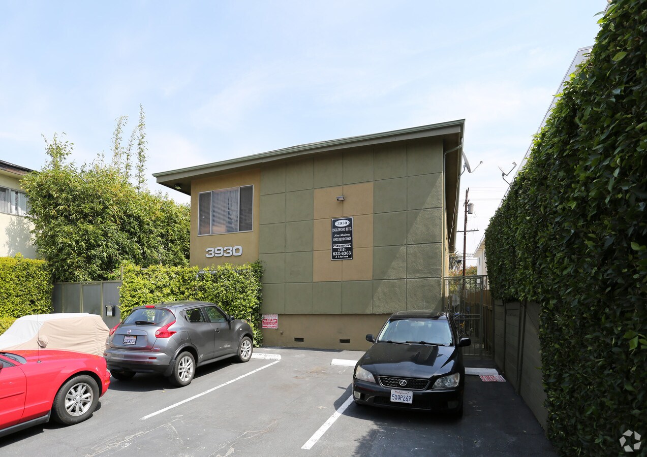 Photo - 3930 Inglewood Blvd