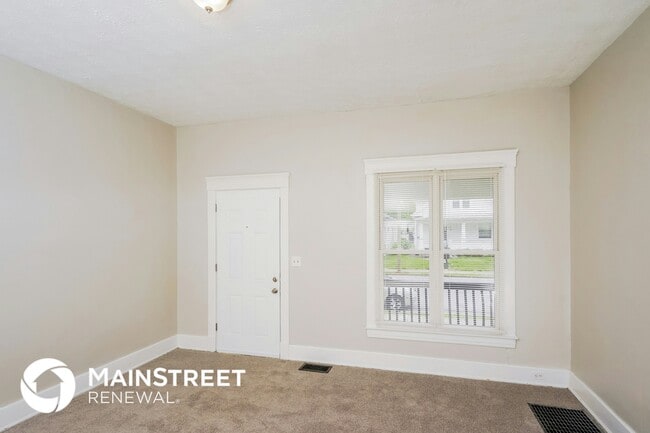 Photo - 1827 Osage Ave