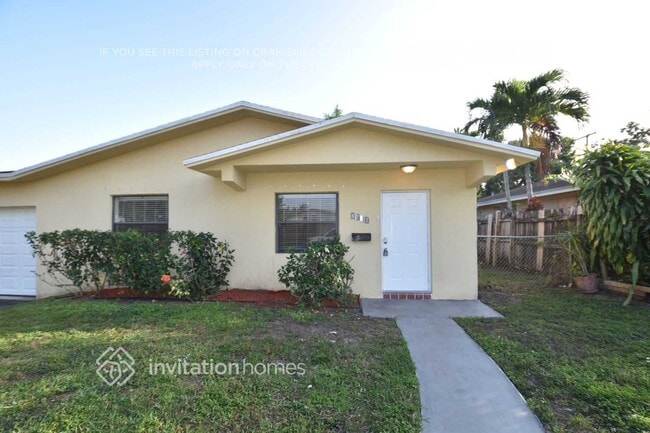 Photo - 7440 Johnson St