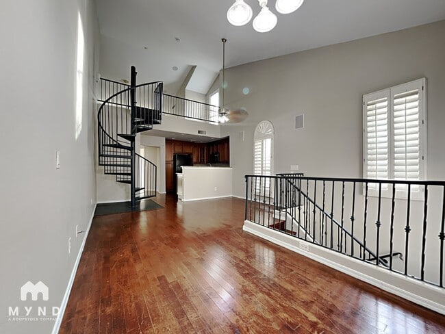 Photo - 5733 S 21st Pl