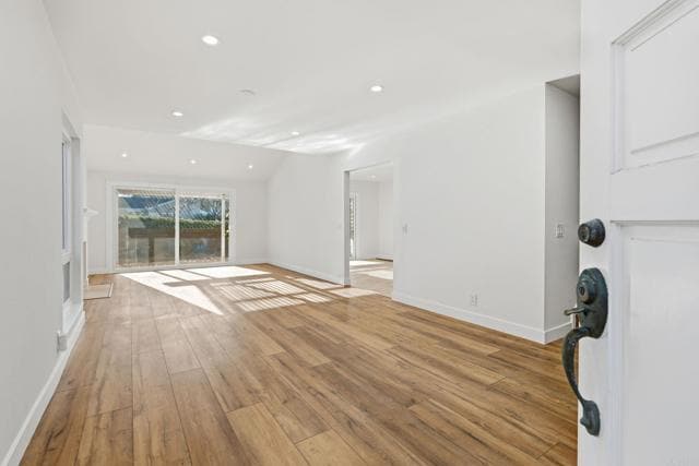 Photo - 819 Daphne Ct