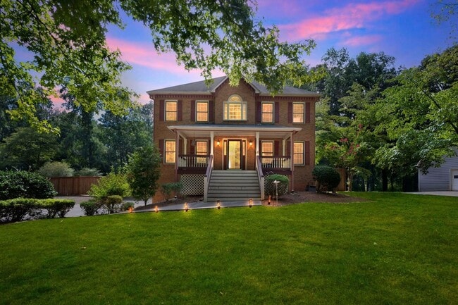 Building Photo - Country-Chic Retreat in Hickory Flat Rental