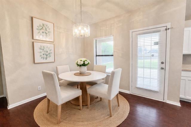 Photo - 216 Freedom Ln