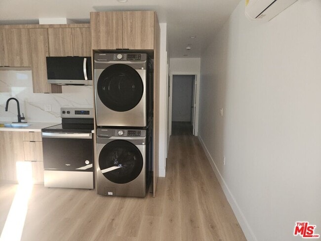 Photo - 3209 W 18th St