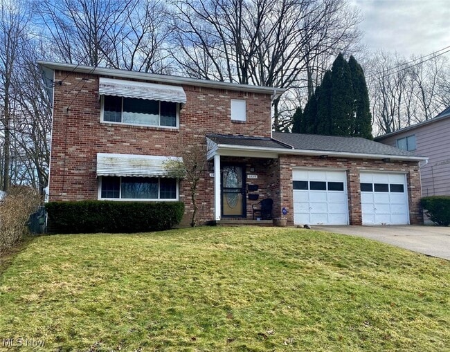 Building Photo - 1859 Cromwell Dr Unit 1859