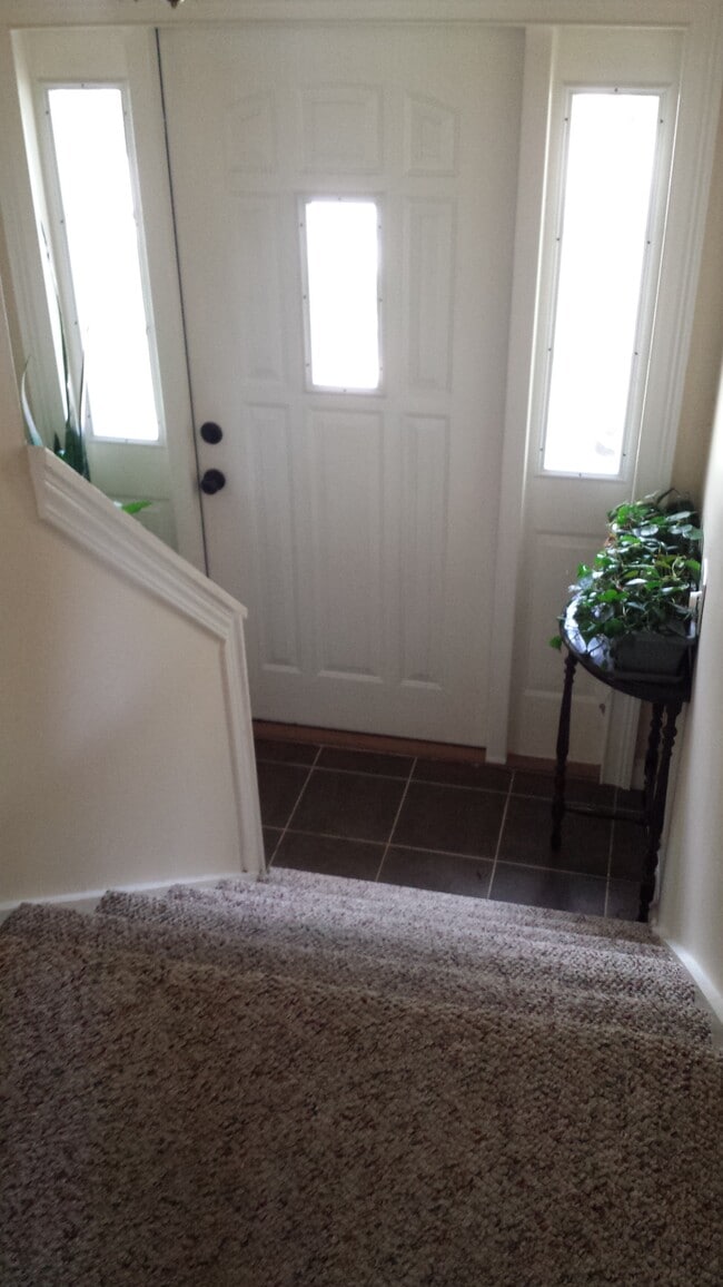 Photo - 100 Grenoble Rd